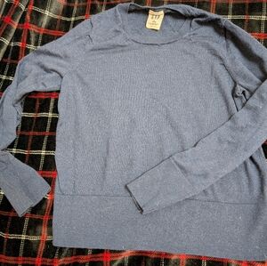 GAP Navy Merino Wool Sweater size M Petite